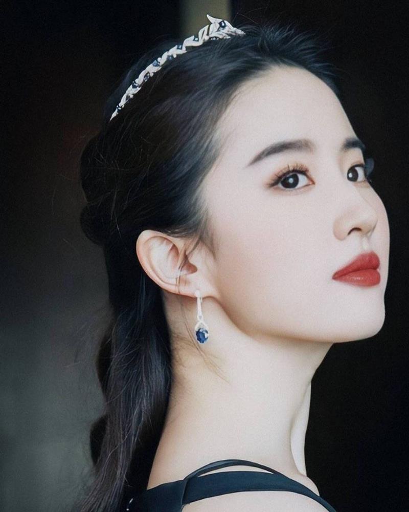 Đối thủ nhí đáng gờm của Lưu Diệc Phi: Khí chất, tài năng vượt xa tuổi 14-5