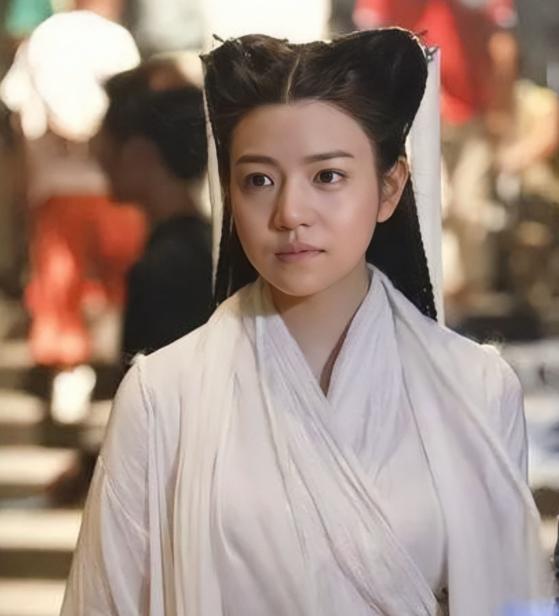 Những mỹ nhân Hoa ngữ bị tạo hình cổ trang dìm hàng-3