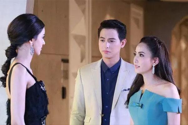 Em gái nuôi đòi thế thân tôi trong tiệc sinh nhật-3