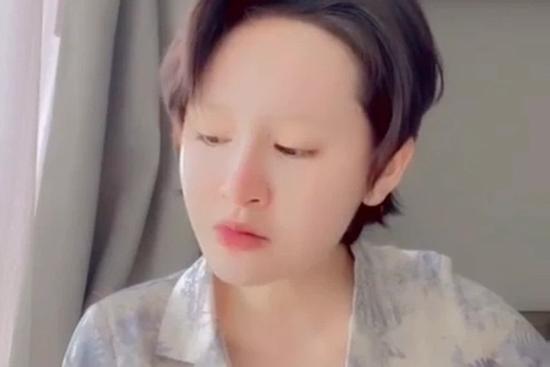 Lông mày Hiền Hồ đúng kiểu: 'Ừ thì đã có như có như không mà thôi'