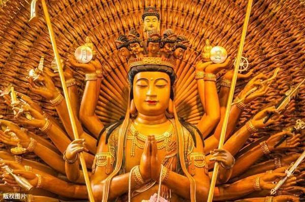 Chọn một bức tượng Phật Bà Quan Âm để xem bạn may mắn đến mức nào-2