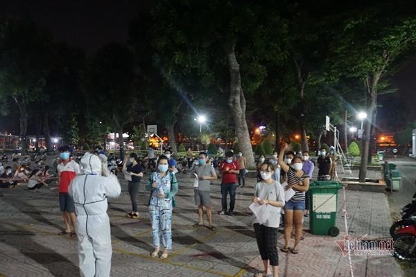 TP.HCM tổ chức tiêm vắc xin Covid-19 lúc nửa đêm-1