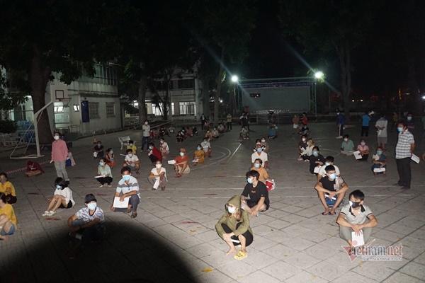 TP.HCM tổ chức tiêm vắc xin Covid-19 lúc nửa đêm-4