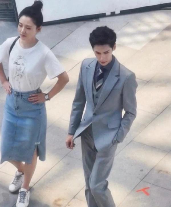 Hốt hoảng vì thân hình gầy gò báo động đỏ của La Vân Hi ở phim mới-3