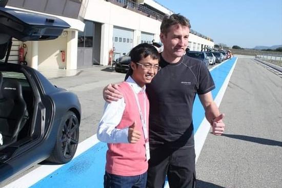 Cường Đô La khoe ảnh quá khứ, bị chê thậm tệ ngoại hình