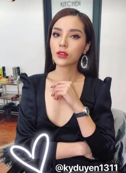 Kỳ Duyên bị chê như tượng sáp bên Hoa hậu Hoàn vũ