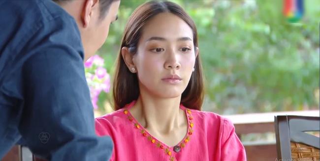 Vợ thay bóng điện ngã tím chân, chồng còn mắng dựa dẫm quen rồi-2