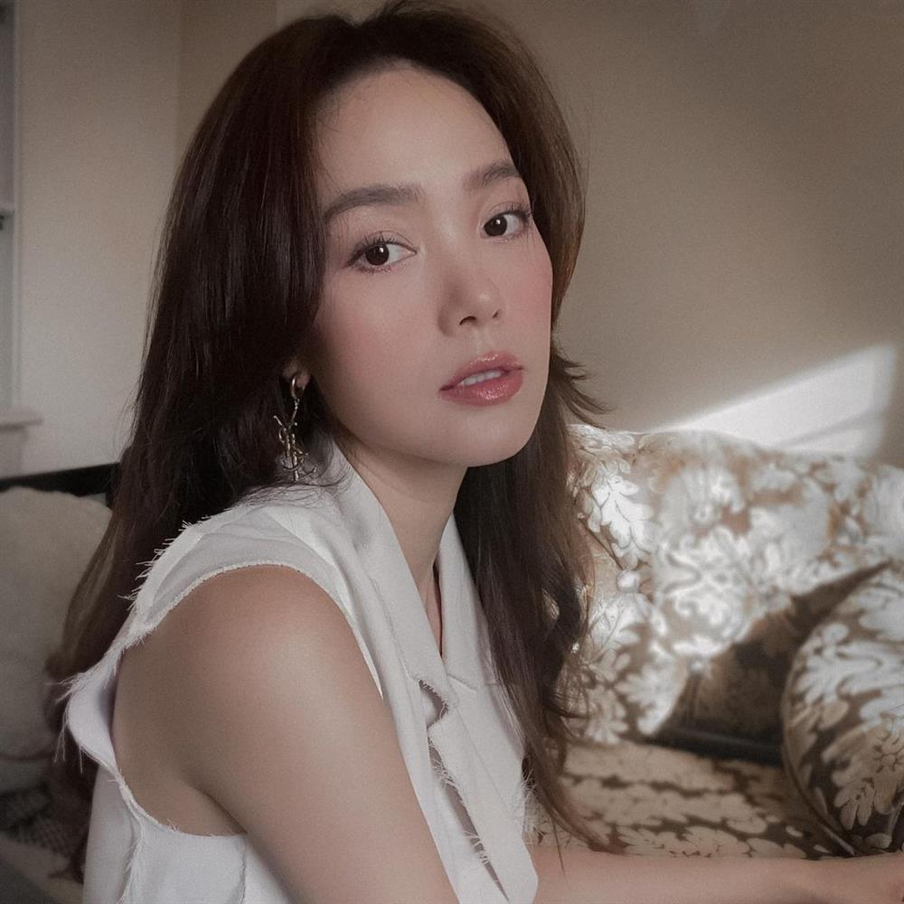 Minh Hằng hướng dẫn cách cắt và tạo kiểu mái bay nữ thần-8