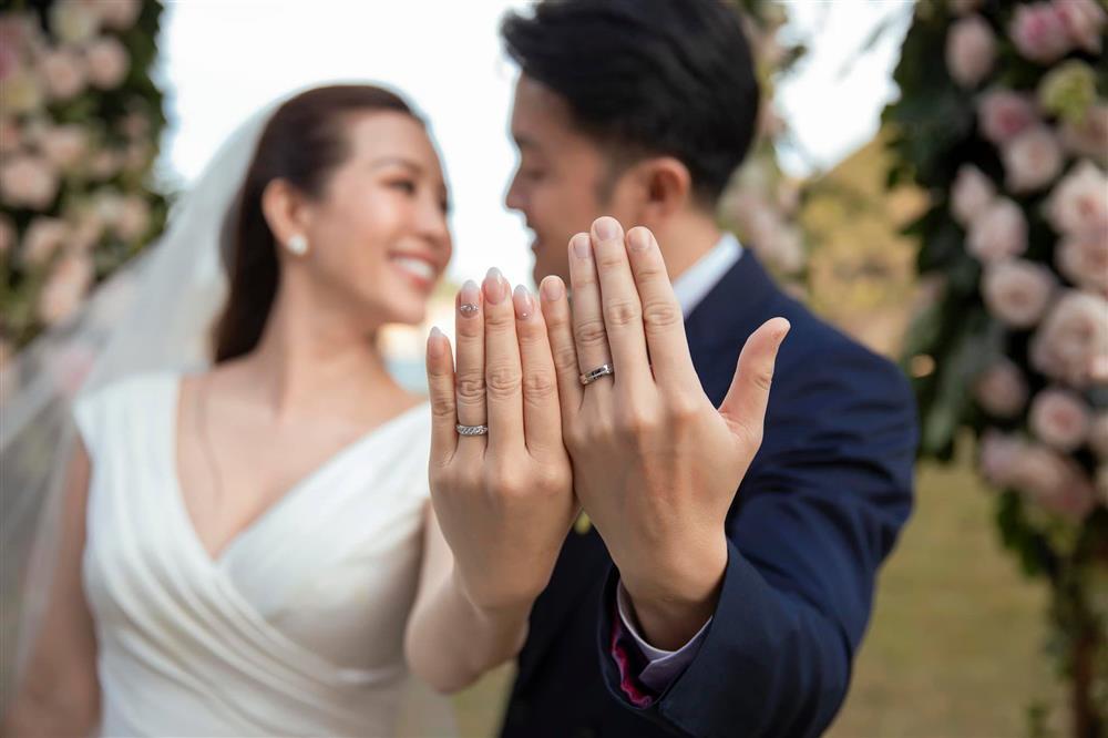 Thu Hoài nói cái khó của phụ nữ lấy chồng giàu, nghe có chuẩn?-5