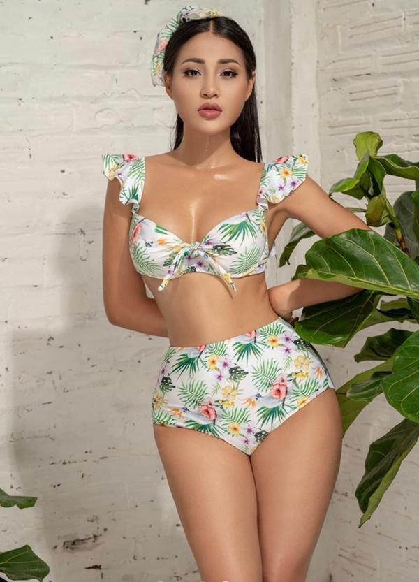 Thanh Vân (tên thật là Nguyễn Thị Ánh Vân), từng đạt danh hiệu Á hoàng sắc đẹp 2013. Người đẹp sinh năm 1993 sở hữu nhan sắc xinh đẹp cùng vóc dáng nóng bỏng. Đặc biệt, gương mặt có nét "Tây Tây" cùng chiếc mũi cao, đôi mắt to tròn giúp Thanh Vân trở nên sắc sảo, quyến rũ hơn.