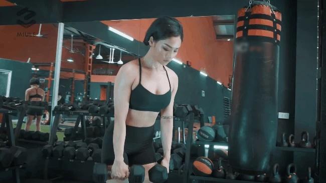 Khuyết điểm khó sửa khiến Miu Lê vẫn bị body shaming đô con-9