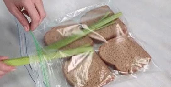 Bánh mì để lâu vừa ỉu vừa dai, 4 cách làm giòn ngon như mới ra lò-2