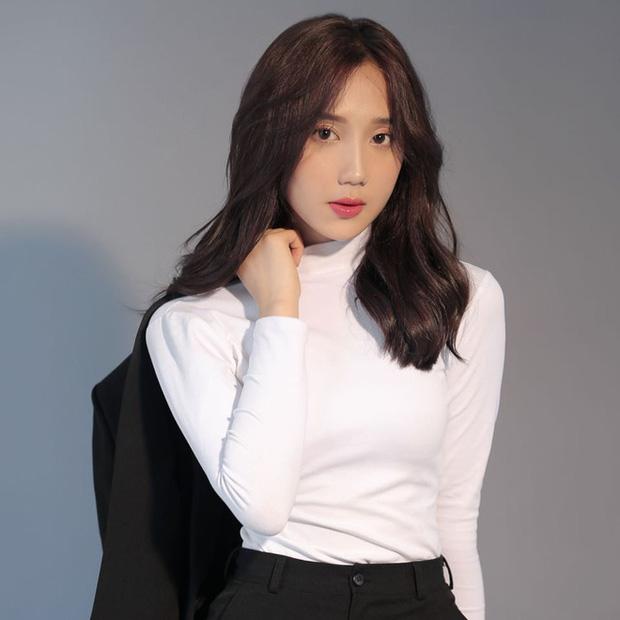 Cô giáo Mina Young khoe body, dân tình đua nhau mlem mlem-1