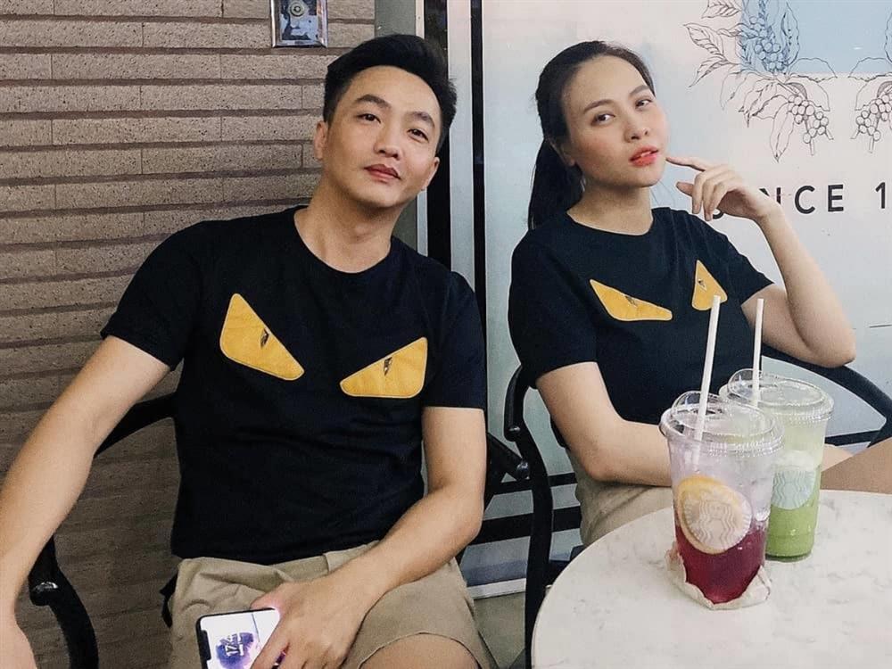 Cường Đô La selfie Đàm Thu Trang: Bà xã như nóc nhà nghĩa đen-4