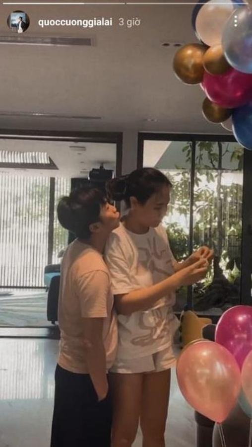 Cường Đô La selfie Đàm Thu Trang: Bà xã như nóc nhà nghĩa đen-10