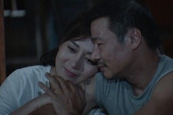 Bích Ngọc áp lực khi vào vai cô gái đẹp nhờ phẫu thuật thẩm mỹ-5