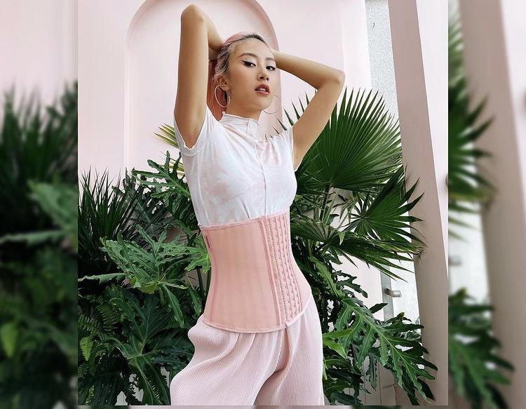 Đào Bá Lộc đeo corset khoe eo thon chị em nhìn khóc thét-7