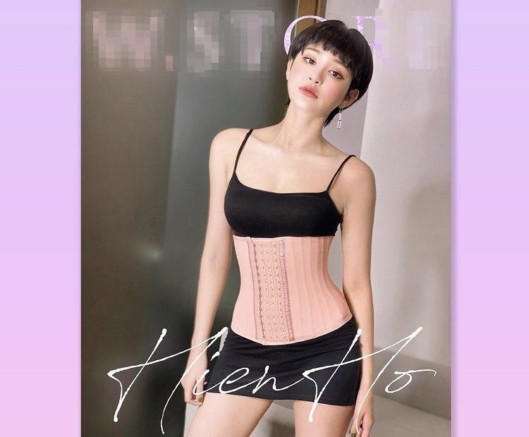 Đào Bá Lộc đeo corset khoe eo thon chị em nhìn khóc thét-10
