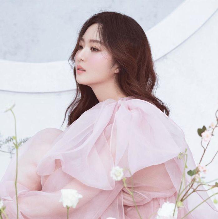 Cuộc sống kín tiếng ở trời Tây của con gái Hoa hậu Giáng My-7