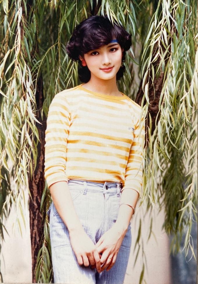 Vẻ đẹp sắc nước hương trời của dàn hoa hậu Việt thập niên 90-3