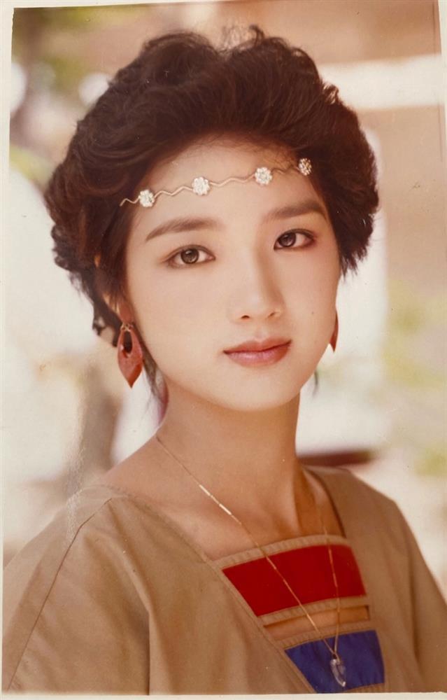 Vẻ đẹp sắc nước hương trời của dàn hoa hậu Việt thập niên 90-4