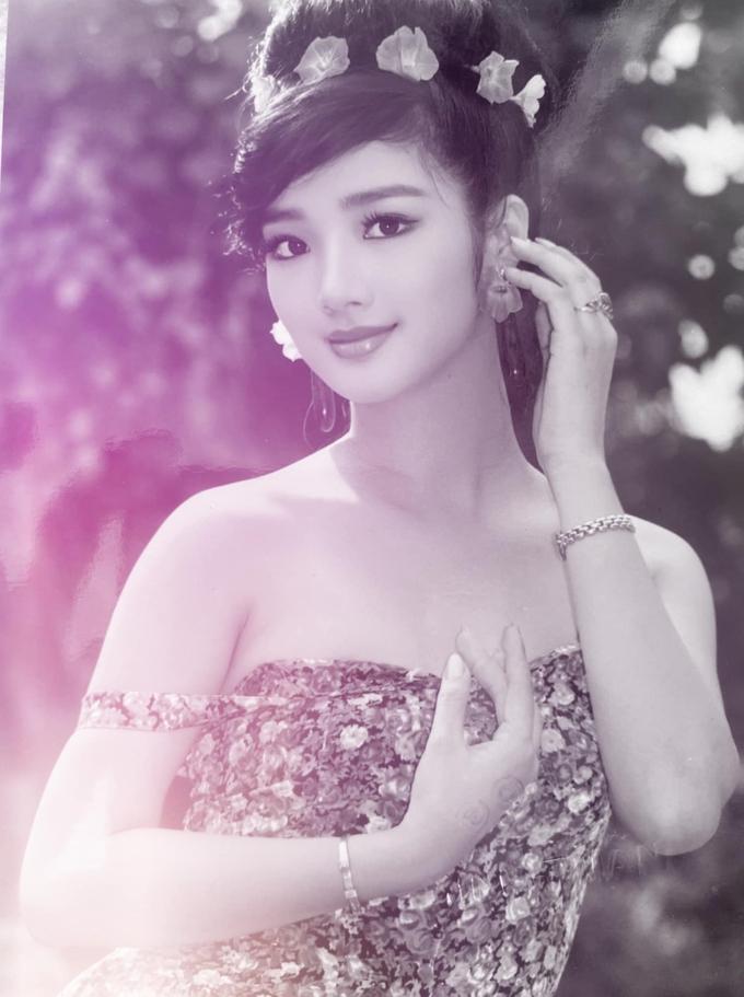 Vẻ đẹp sắc nước hương trời của dàn hoa hậu Việt thập niên 90-7