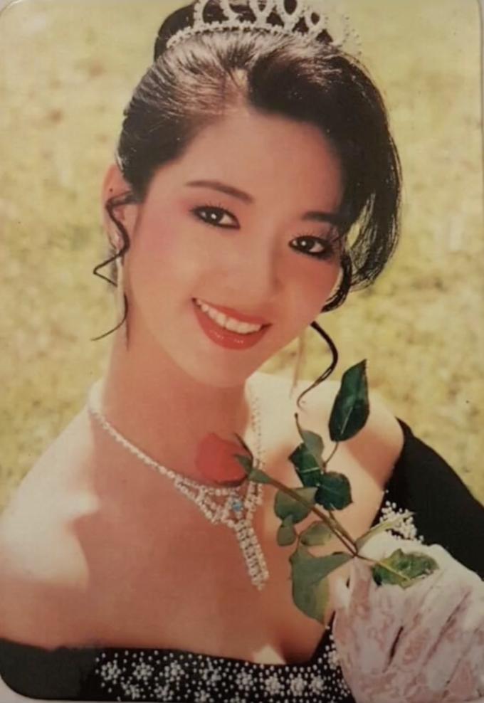 Vẻ đẹp sắc nước hương trời của dàn hoa hậu Việt thập niên 90-9