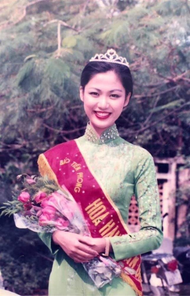 Vẻ đẹp sắc nước hương trời của dàn hoa hậu Việt thập niên 90-19