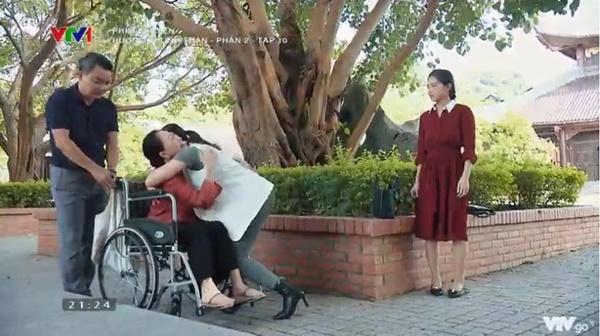 Hương Vị Tình Thân tập 10: Bà Dần rớt nước mắt khi gặp lại Nam-18