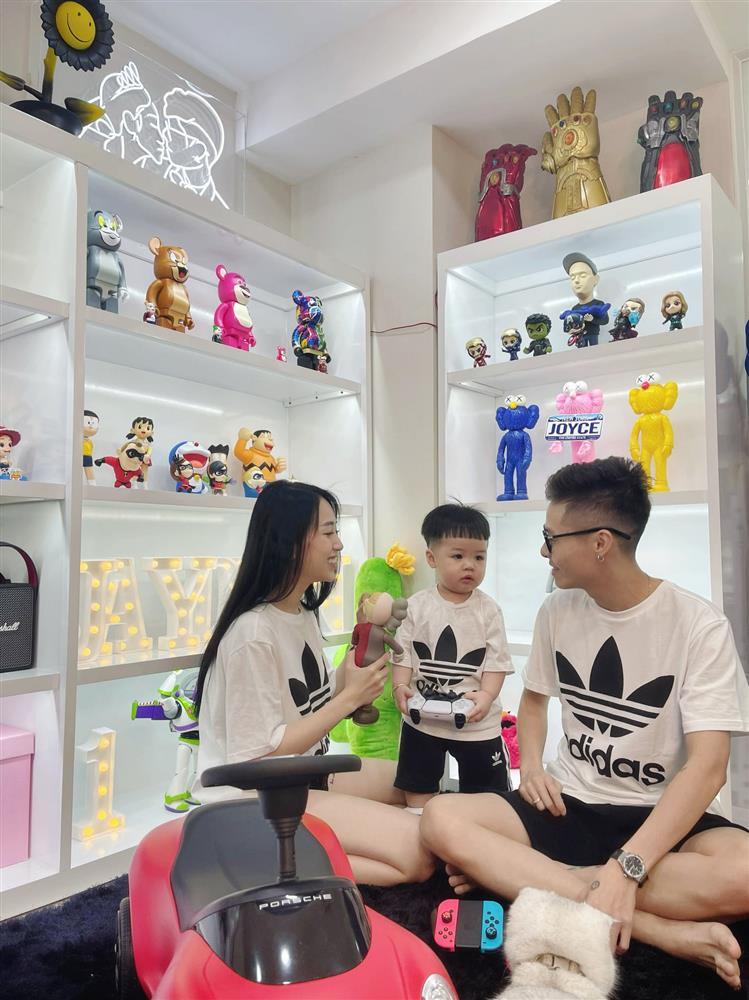 Hơn 1 tuổi, cháu ngoại Minh Nhựa có cuộc sống chuẩn rich kid-14