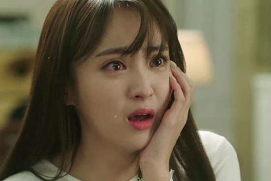 Cưới xong đưa mẹ chồng mượn vàng, ai ngờ lúc xin lại bị bà vỗ mặt