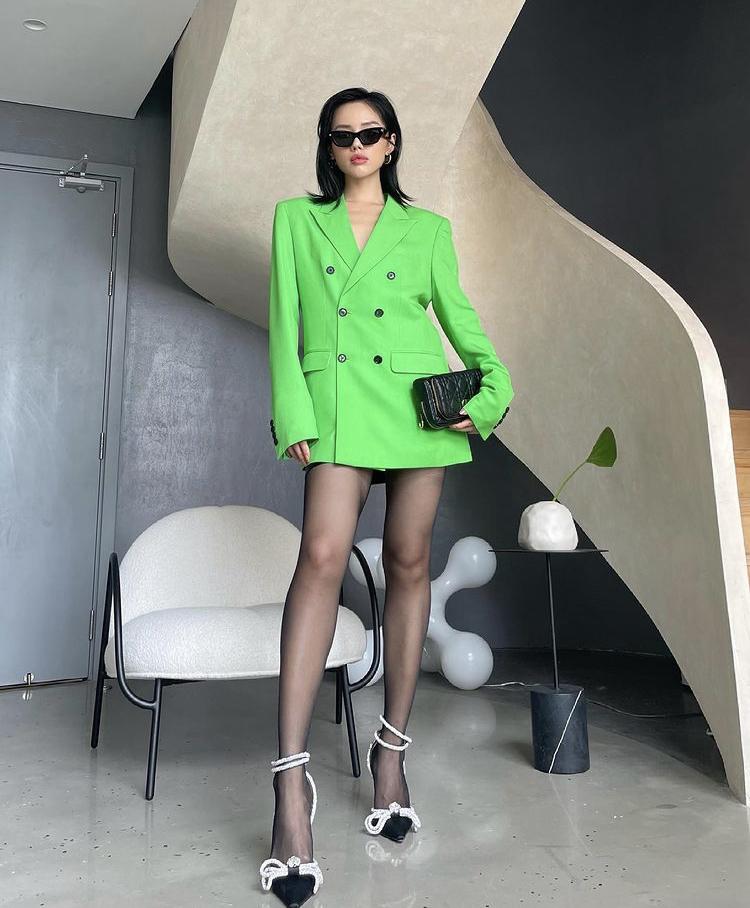 Thiều Bảo Trâm, Joy (Red Velvet) mặc xanh lá khó xa lánh vì quá đẹp-2