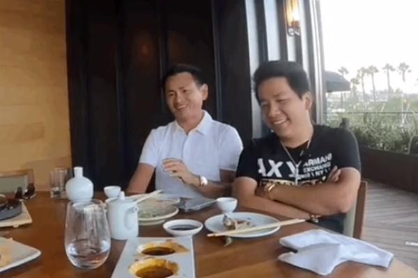 Đẳng cấp mèo nhà triệu phú: Đeo sương sương vài chục viên kim cương-4