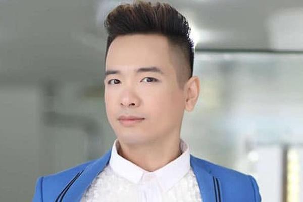 Hình ảnh hiếm hoi trong tang lễ gọn nhẹ của Việt Quang-9