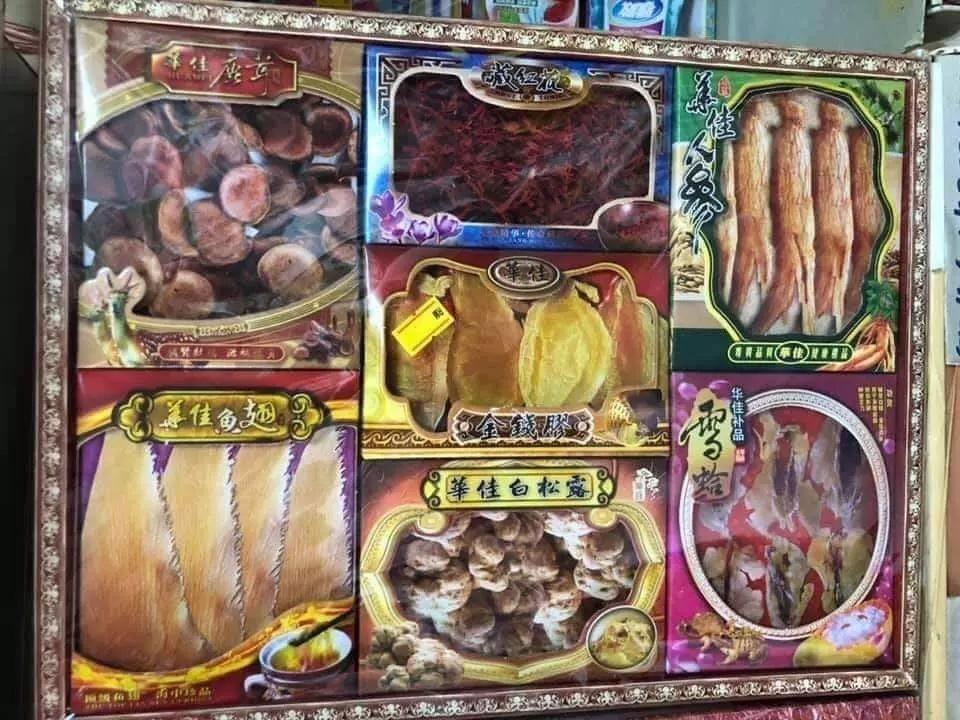 Đi chợ CÔ HỒN: Khẩu trang, trà sữa, đồ hiệu chả thiếu thứ gì-8