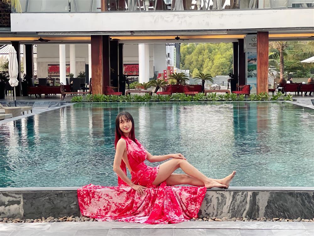 Lynk Lee nổi đóa khi bị 2 gã đàn ông khẳng định gái bao-6