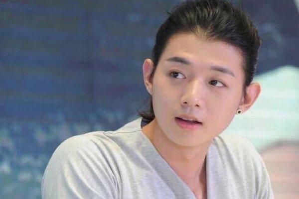 Hoắc Tôn chính thức giải nghệ tuổi 31: Tôi sập rồi-3