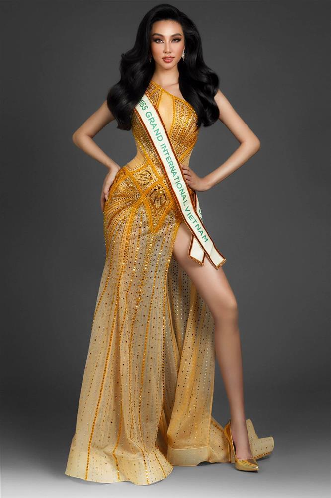 Thùy Tiên thi Miss Grand 2021, chị gái Đặng Thu Thảo hứa làm nhục?-1