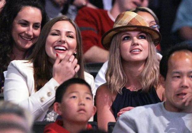 Sốc: Mẹ ruột Britney Spears từng chuốc thuốc mê lừa cho đi cai nghiện-3