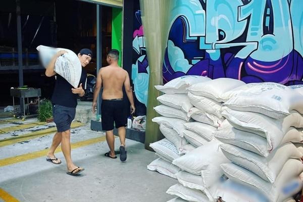 Hết bồ Tây đến Bùi Tiến Dũng show body mlem giữa lúc yêu xa-12