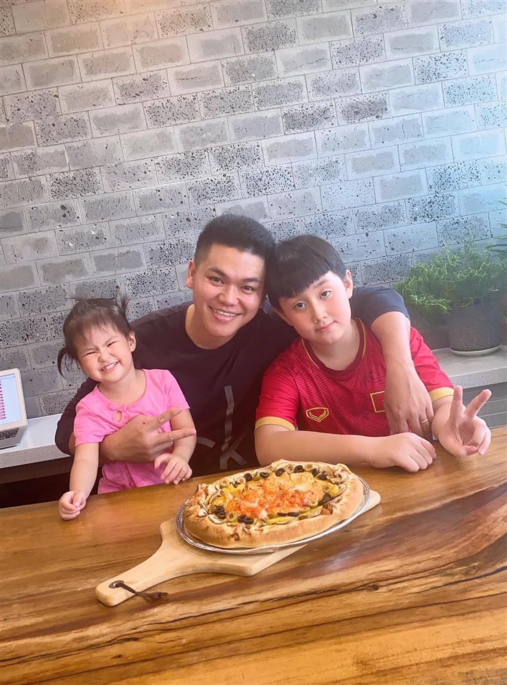 Lê Phương bị xóc xiểm suốt ngày ăn ngon mùa dịch-2