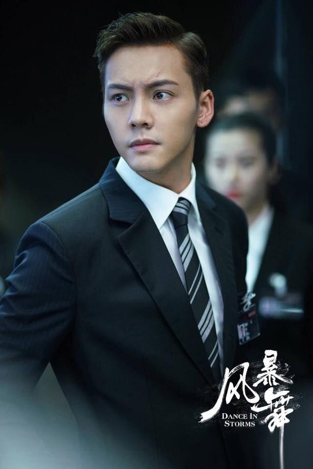 Trần Vỹ Đình bị tung ảnh hẹn hò siêu mẫu nội y-5