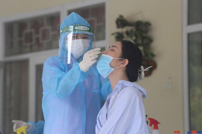 Trưa 14/8: Hà Nội có 21 ca Covid-19 mới, 7 ca tại cộng đồng-1