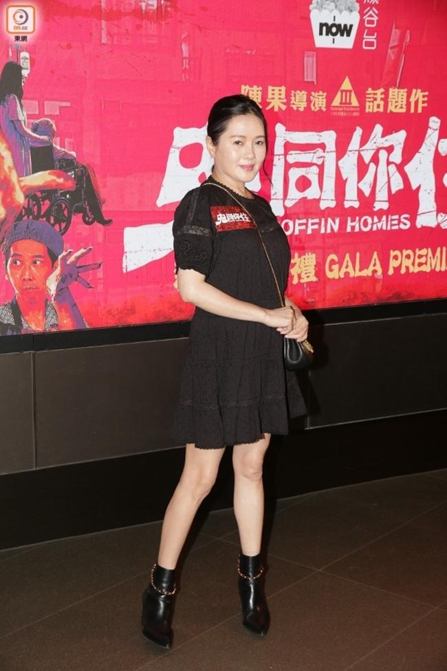 Cảnh nóng cựu nữ thần phim 18+ bị đồng nghiệp nam sàm sỡ-20