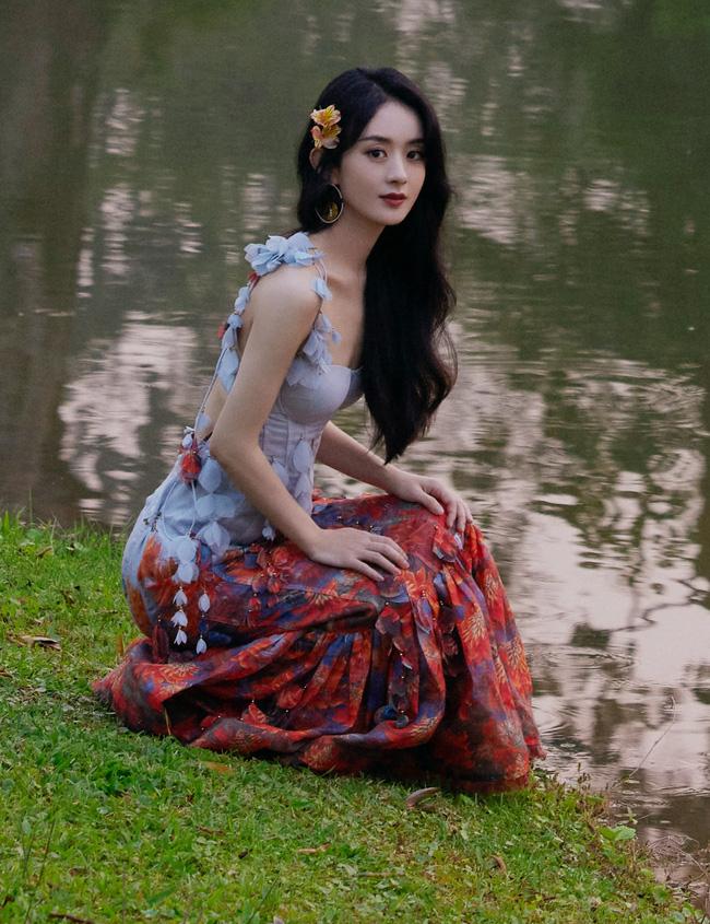 Ảnh Thất tịch của Triệu Lệ Dĩnh gầy trơ xương, còn bị photoshop hại-1