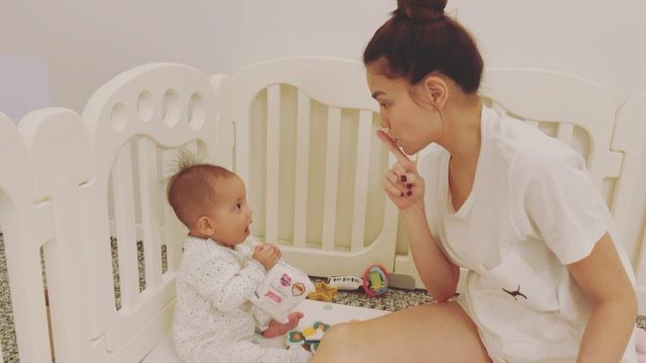 Hồ Ngọc Hà - Lisa gây sốt với cảnh mẹ bảo con không nghe-1