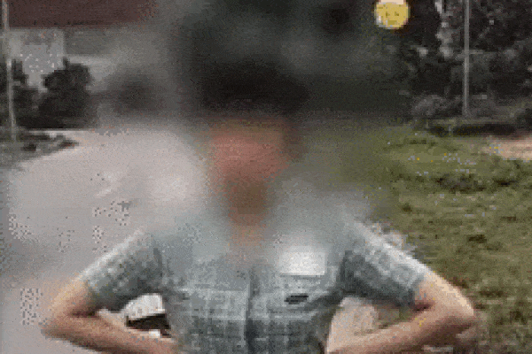 Đánh ghen độc lạ: Tiểu tam vênh váo, chính thất vẫn tận tình giúp