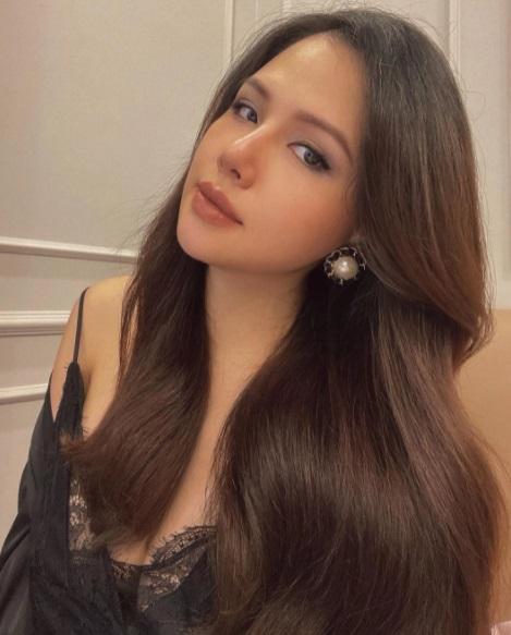 Phu nhân tập đoàn nghìn tỷ mới sinh vẫn sexy điên lên-4