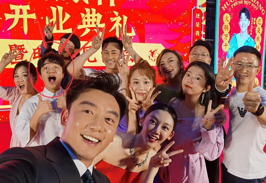 Quán lẩu của sao Running Man Trung Quốc dùng thực phẩm bẩn-2