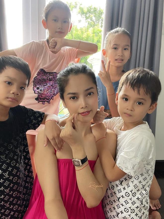 Gia đình á hậu có 7 người mắc Covid-19 ở TP.HCM-1